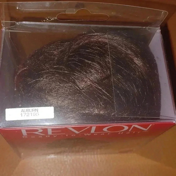 🐾Revlon auburn color, ready to wear hair clip it ponytail - Picture 4 of 7